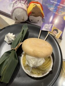 家康のモナカに三成のシロップ